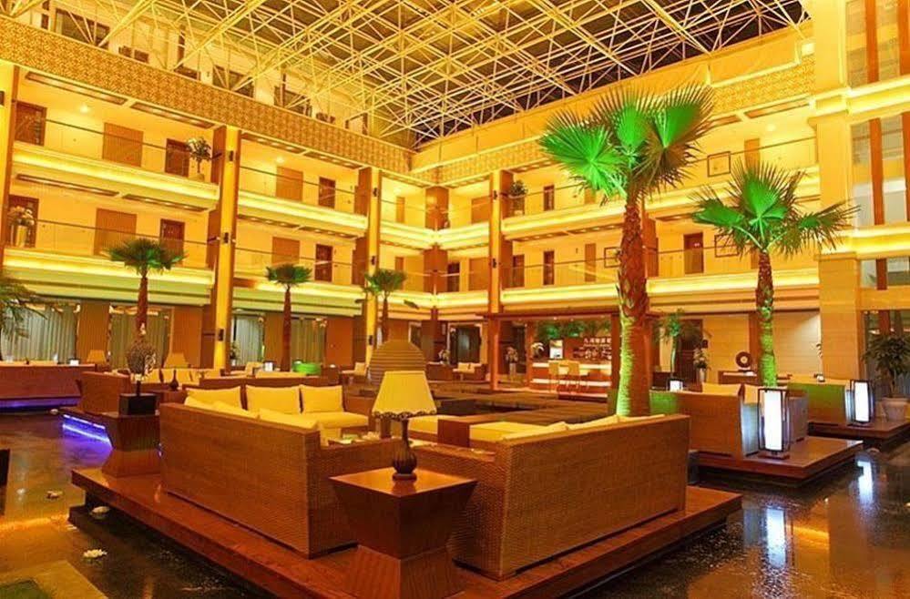 Jiezi Ancient Town Qingchengshan Huifeng Hotel מראה חיצוני תמונה